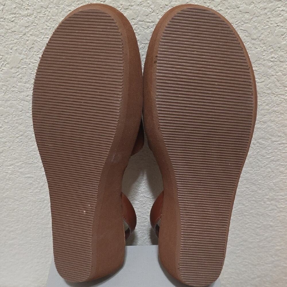 Kenneth Cole Reaction Women's Sandals - Picture 4 of 9